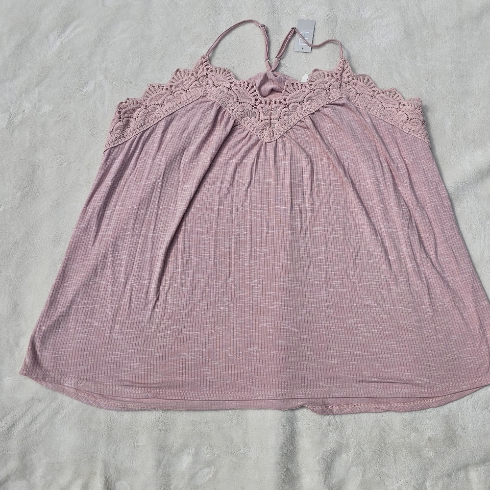 NWT Maurices Blush Pink tank with Crochet lace trim, Size 1X